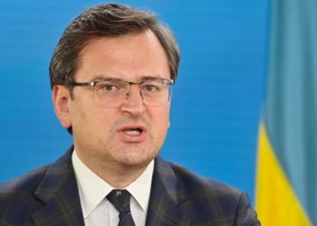 Ucrania pide más sanciones, armas y diplomacia para detener a Rusia