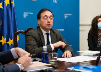 Ministro español de Exteriores pide a AMLO explicaciones sobre pausar relaciones