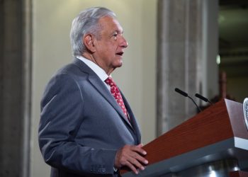 No queremos la guerra ni que la gente sufra: López Obrador