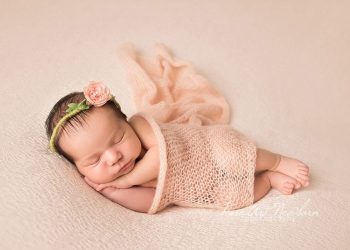 Luna se convierte en la primer bebé de México registrada con los apellidos maternos de sus papás