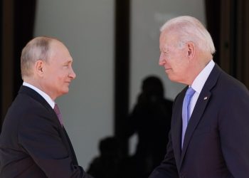 Biden dispuesto a hablar con Putin “en cualquier formato” para evitar la guerra