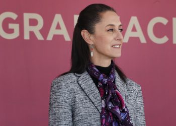 Rechaza Sheinbaum el regreso del programa “Mochila Segura”