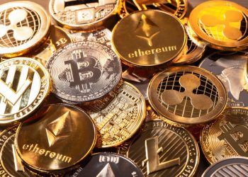 Las criptomonedas son volátiles y se prestan mucho a la especulación: Morales