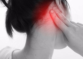 Zumbidos y dolor de oído, secuelas que deja la covid-19