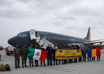 Aterriza en Rumania el avión de la FAM que repatriará mexicanos evacuados de Ucrania