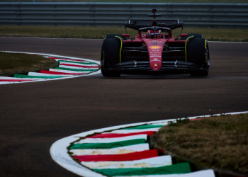 Sainz y Leclerc ruedan por primera vez con el Ferrari F1-75 en Fiorano