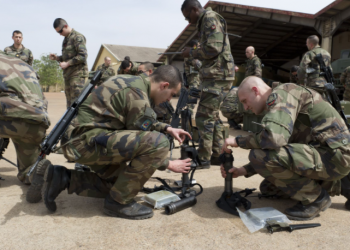Francia enviará más equipos militares y combustible a Ucrania
