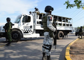 Migrantes de África y Haití confrontan a la Guardia Nacional en Tapachula, Chiapas