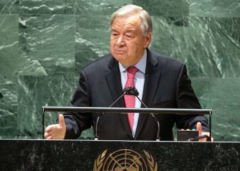 Pandemia de COVID puede terminar este año solo si hay unidad, afirma Guterres