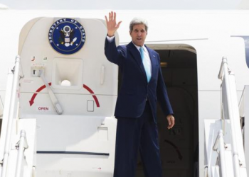 John Kerry llega a México para diálogo sobre cambio climático