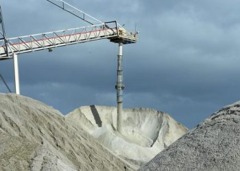 México no permitirá a extranjeros explotar litio pese a concesiones previas