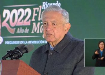 López Obrador anuncia federalización de la salud