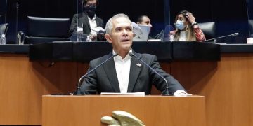 Propone Mancera hasta 30 años de prisión para quien reclute menores de edad en actividades delictivas