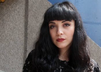 Mon Laferte anuncia el nacimiento de su pequeño Joel