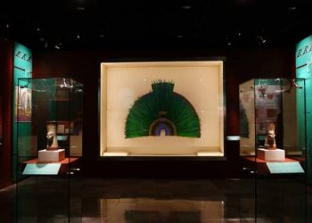 Legisladores de Austria respaldan repatriación del Penacho de Moctezuma a México