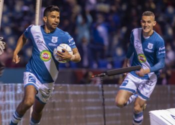 Puebla vence 1-0 a Monterrey en la J6 y se mantiene de líder general