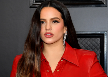 Rosalía estrena su nueva canción “Chicken Teriyaki”