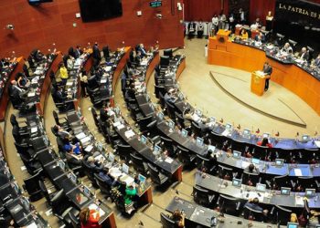 Senadores del PAN denuncian y presentan documentos oficiales para demostrar que rifa del Avión Presidencial fue un fraude