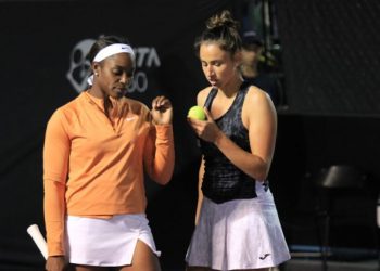 Sorribes y Stephens avanzan a los cuartos de final del torneo de dobles en  Zapopan.