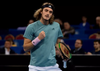 Tsitsipas vence a Alex de Miñaur y jugará las semifinales de Rotterdam
