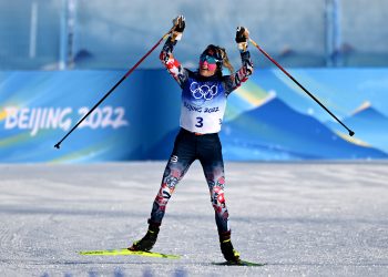 Noruega Therese Johaug gana el primer oro en los Juegos de Pekín 2022