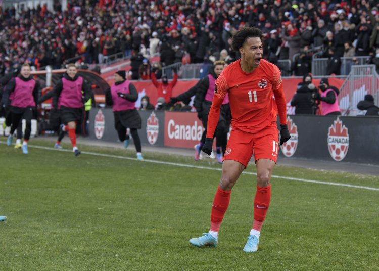 Toronto (Canada), 27/03/2022.- Forward Tajon Buchanan of Canada celebrates his goal against Jamaica during their soccer match in the final rounds of the Concacaf FIFA World Cup 2022 qualifiers in Toronto, Canada, 27 March 2022. (Mundial de Fútbol) EFE/EPA/WARREN TODA