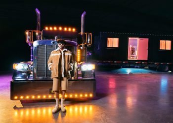 El famoso camión de Bad Bunny sale en alquiler en Airbnb