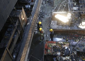 Un incendio consume parte de un mercado histórico en  Guadalajara
