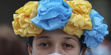 Cientos de personas piden en Bucarest el fin de la invasión rusa de Ucrania