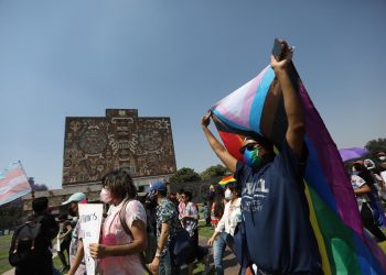 Marchan contra los discursos de odio hacia personas trans
