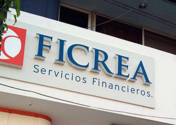 EU entrega a México a financiero de Ficrea buscado por fraude