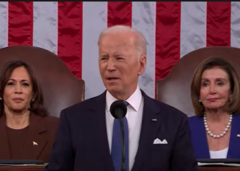 Biden pide aprobar una reforma migratoria “de una vez por todas”