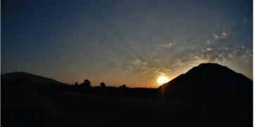 Zona arqueológica de Teotihuacán sí abrirá para equinoccio