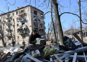 Ucrania rechaza el ultimátum de Rusia para abandonar la ciudad de Mariúpol
