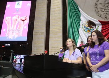 En tribuna de San Lázaro conmemoran día internacional de la mujer