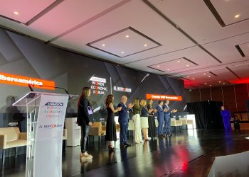 Al iniciar el Women Economic Forum 2022, se lanzó un llamado a dejar de lado la violencia contra las mujeres