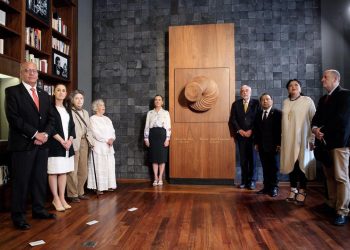 Avanza constitución de fideicomiso para preservar los bienes del poeta Octavio Paz