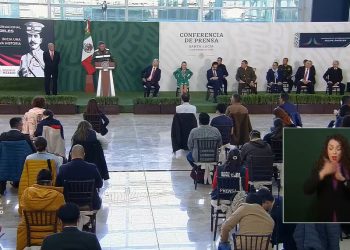 Destaca Gobierno Federal obras para conectar con el AIFA