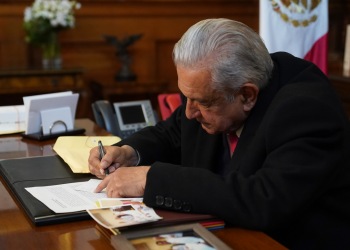 López Obrador publica sentencia en su contra emitida por el TEPJF