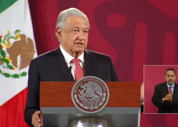 Enviamos otro avión de la FAM para repatriar familias mexicanas que huyeron de Ucrania: AMLO