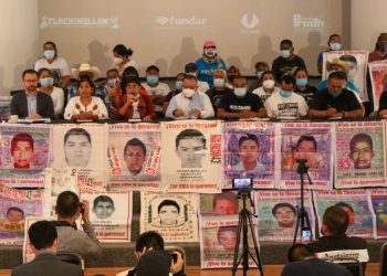 Grupo Plural del Senado pide a presidente López Obrador dejar de lucrar con Caso Ayotzinapa