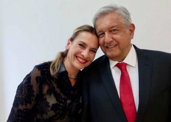 Beatriz Gutiérrez Müller asistirá a toma de protesta de Gabriel Boric Font en Chile en representación de AMLO