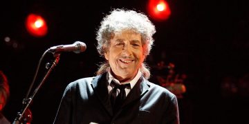 Bob Dylan anuncia su primer libro en 18 años
