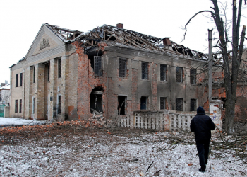 Trece muertos por un bombardeo ruso sobre una panadería en Ucrania