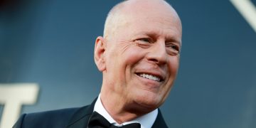 Bruce Willis se retira de la actuación por problemas de salud