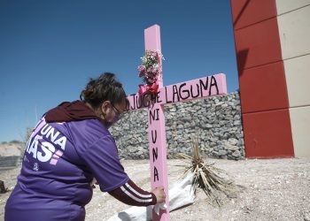 Caravana de mexicanas protesta en Ciudad Juárez contra la violencia machista