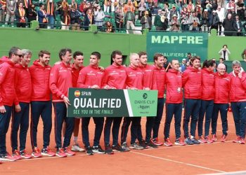 España accede a la fase final de la Davis (3-1) con nuevo triunfo de Bautista