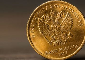 Rebajan nota de Rusia a grado especulativo