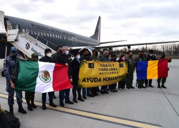 Avión de la FAM que repatriará mexicanos llega a Irlanda