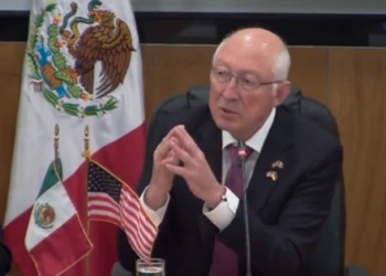 México y Rusia no pueden ser cercanos, dice Ken Salazar en Cámara de Diputados